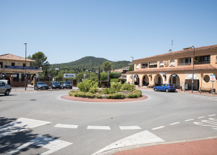 Valldoreix, sense policia i amb multes dominicals