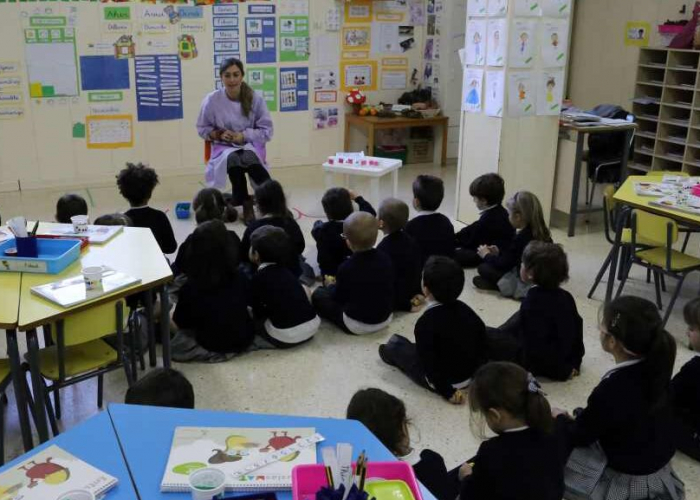 El ple aprova una moció del PP de suport a l’escola concertada amb els vots de Junts i Vox